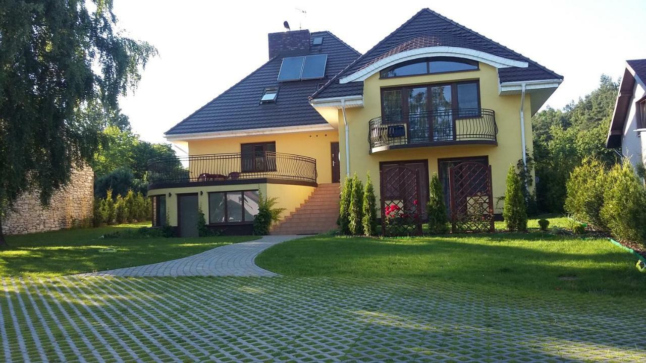 Villa Jura Pokoje Goscinne Zarki Екстериор снимка